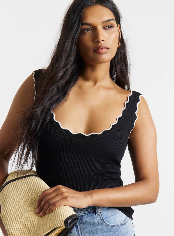 SIMPLY BE Contrast Scallop Rib Knit Vest 8-10
